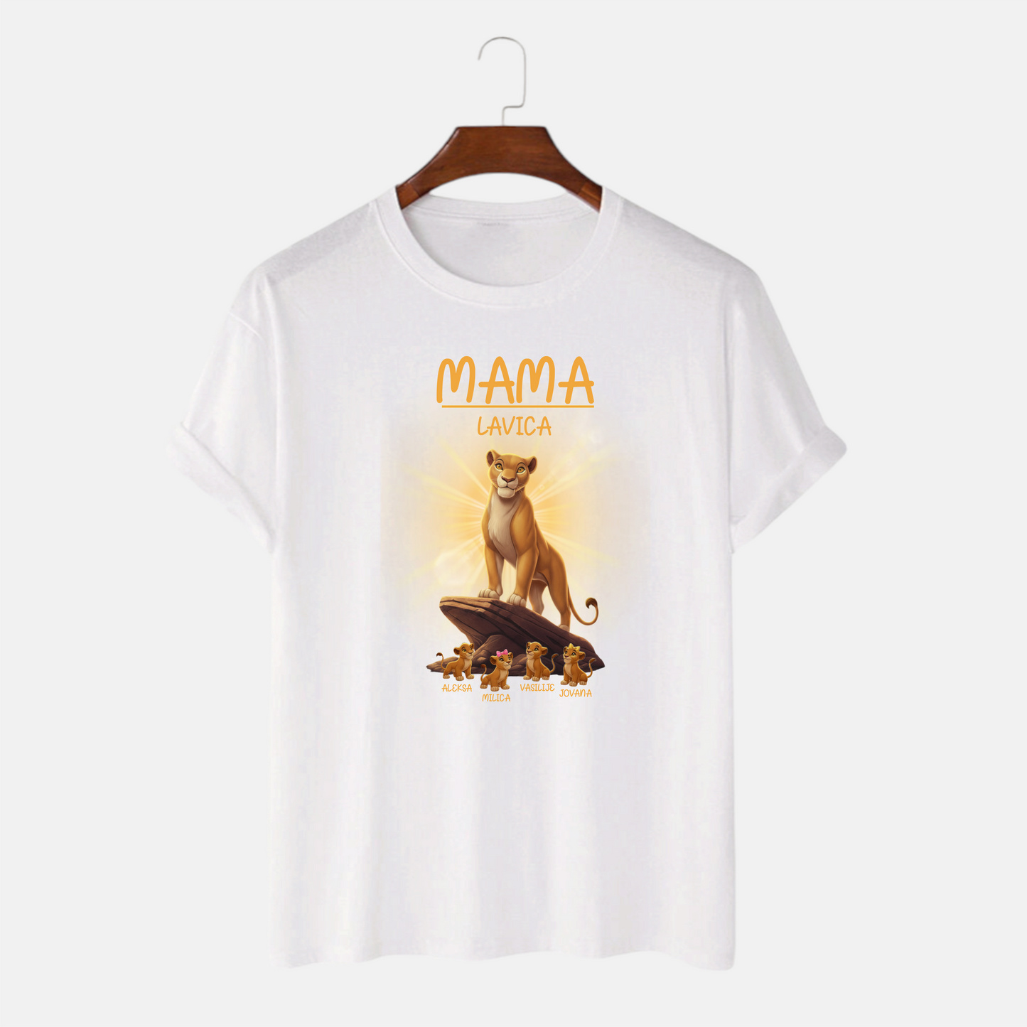 Majica - Mama lavica I sa imenima dece